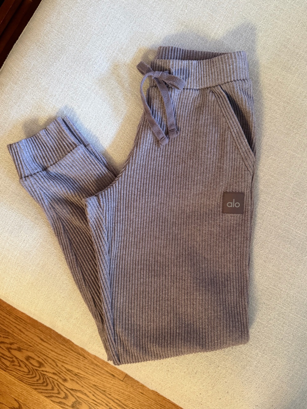 Alo Muse Brown Ribbed Jogger Pants
